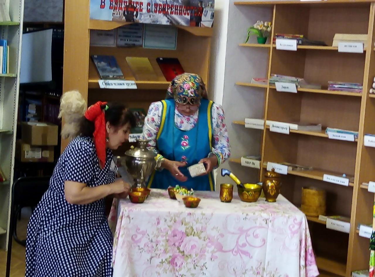 Театрализованные показы ко Дню театра «Мир сцены и кулис»