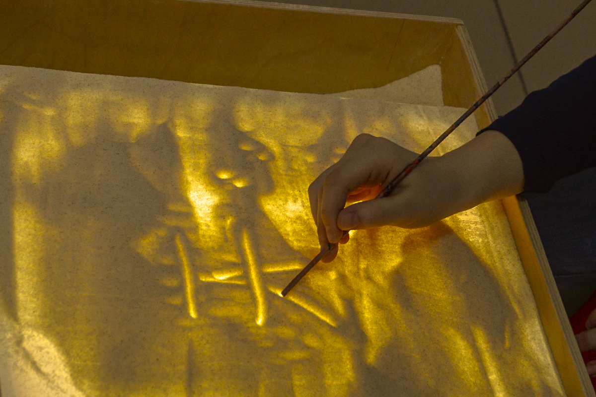 Занятие «Песочная каллиграфия»