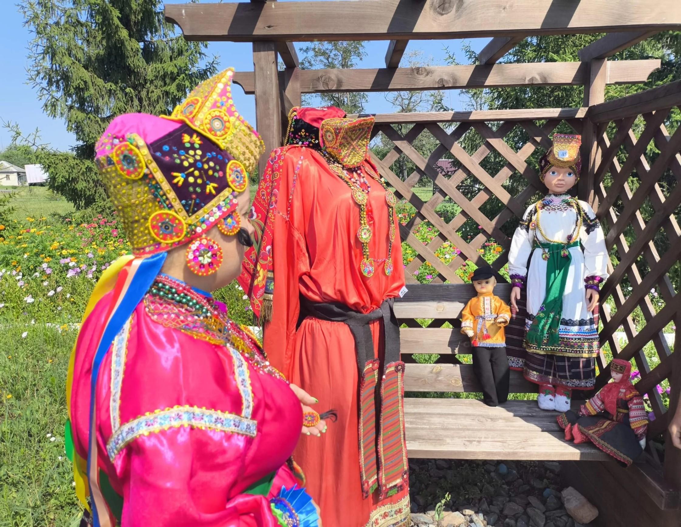 Лекция «История народного костюма»