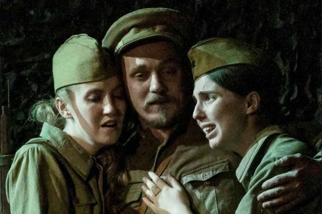 Спектакль «А зори здесь тихие»
