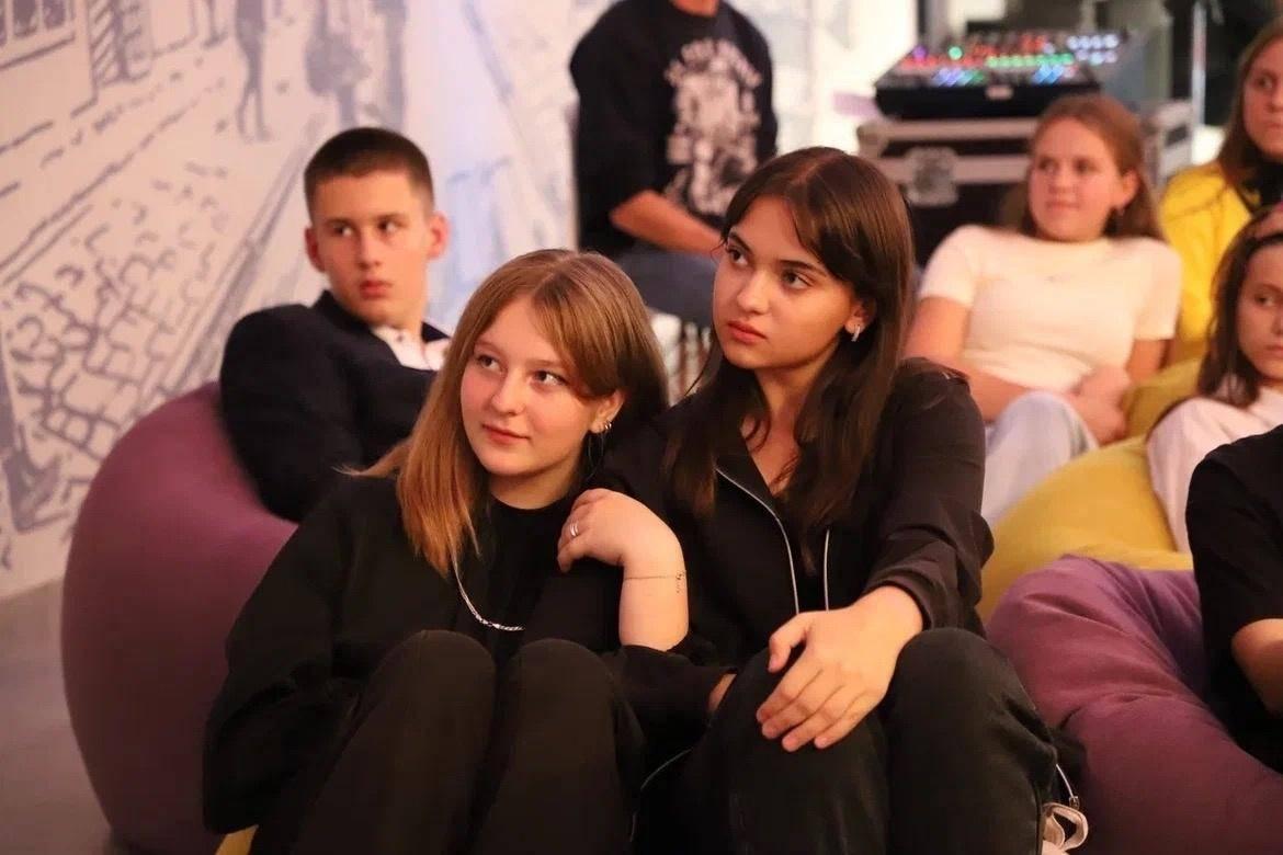 Тематический вечер «Затерянные в бесконечности»