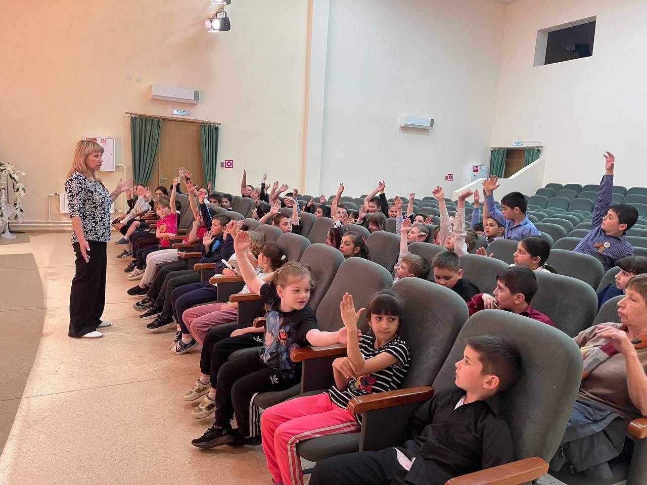 Тематическая программа «Что такое конфликты? Как их избежать?»