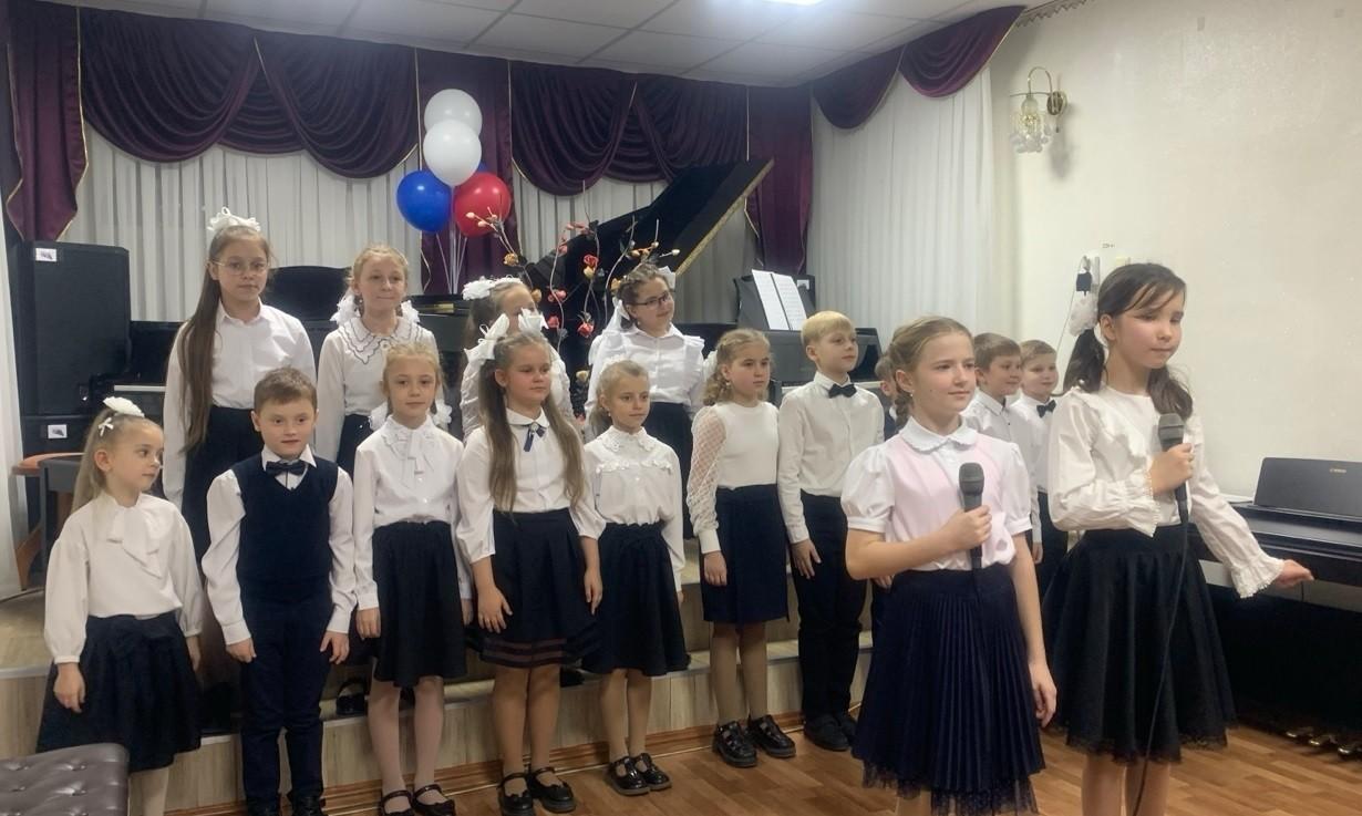 Праздничный новогодний концерт