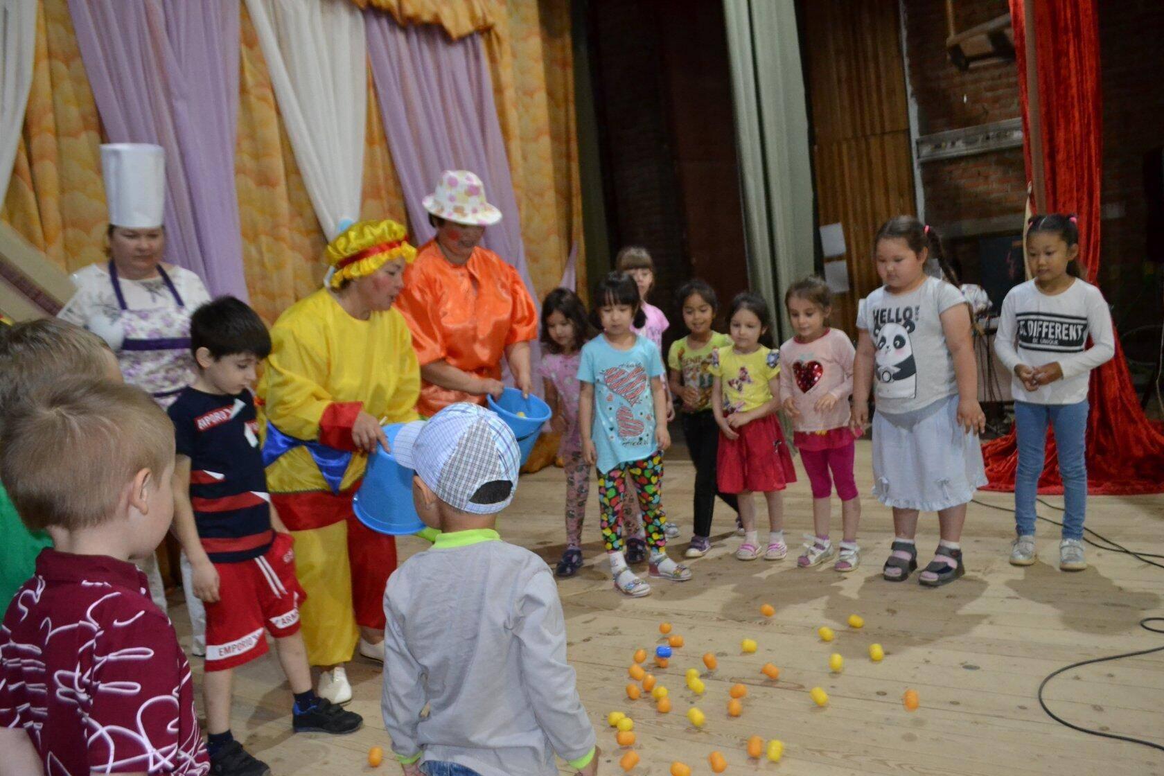 «Мир детства – мир чудес» игровая программа