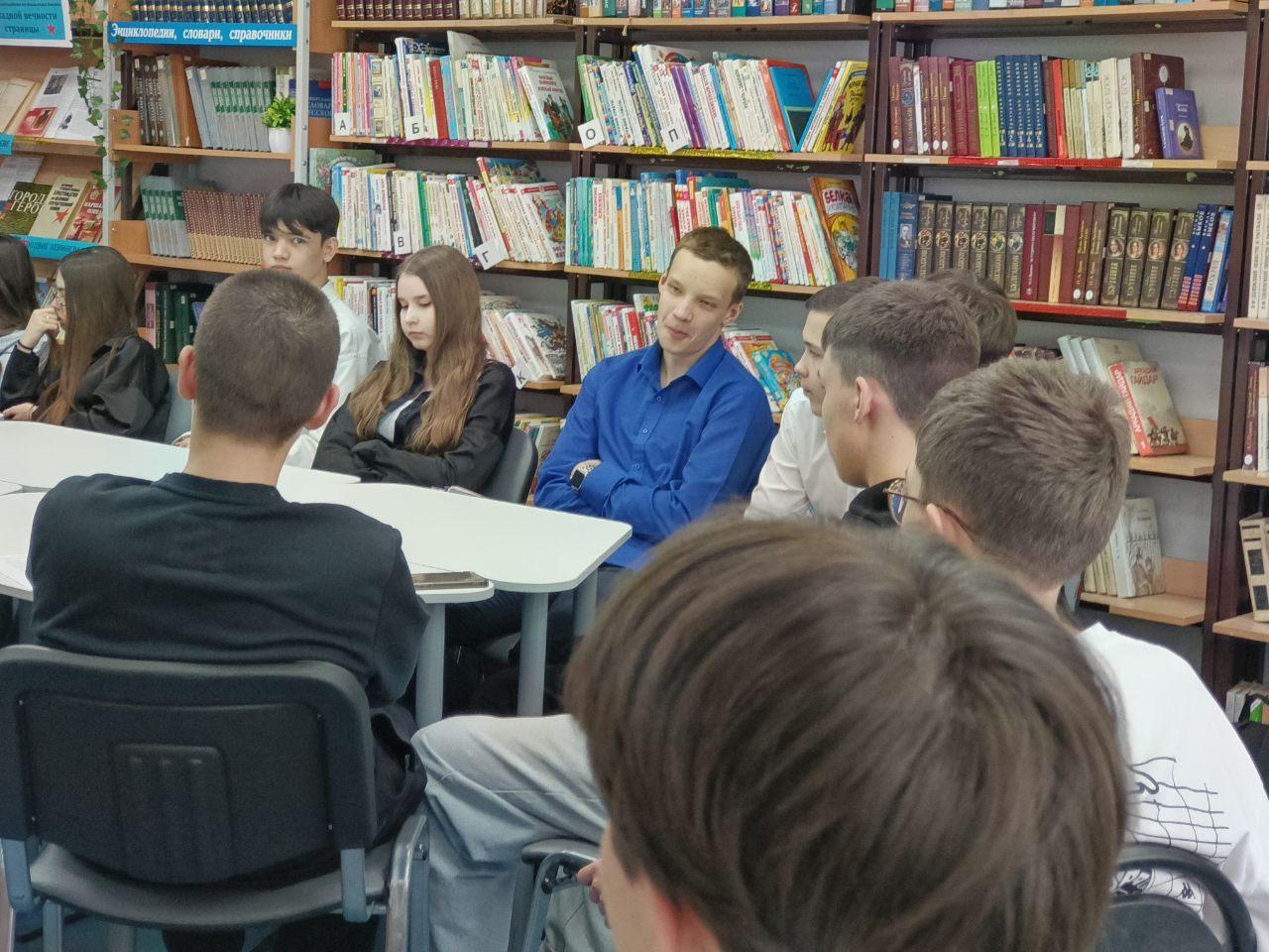 Программа «Неподражаемый, бессмертный Ломоносов»