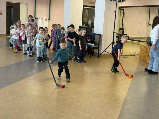 Игровая, развлекательная программа «День смеха»