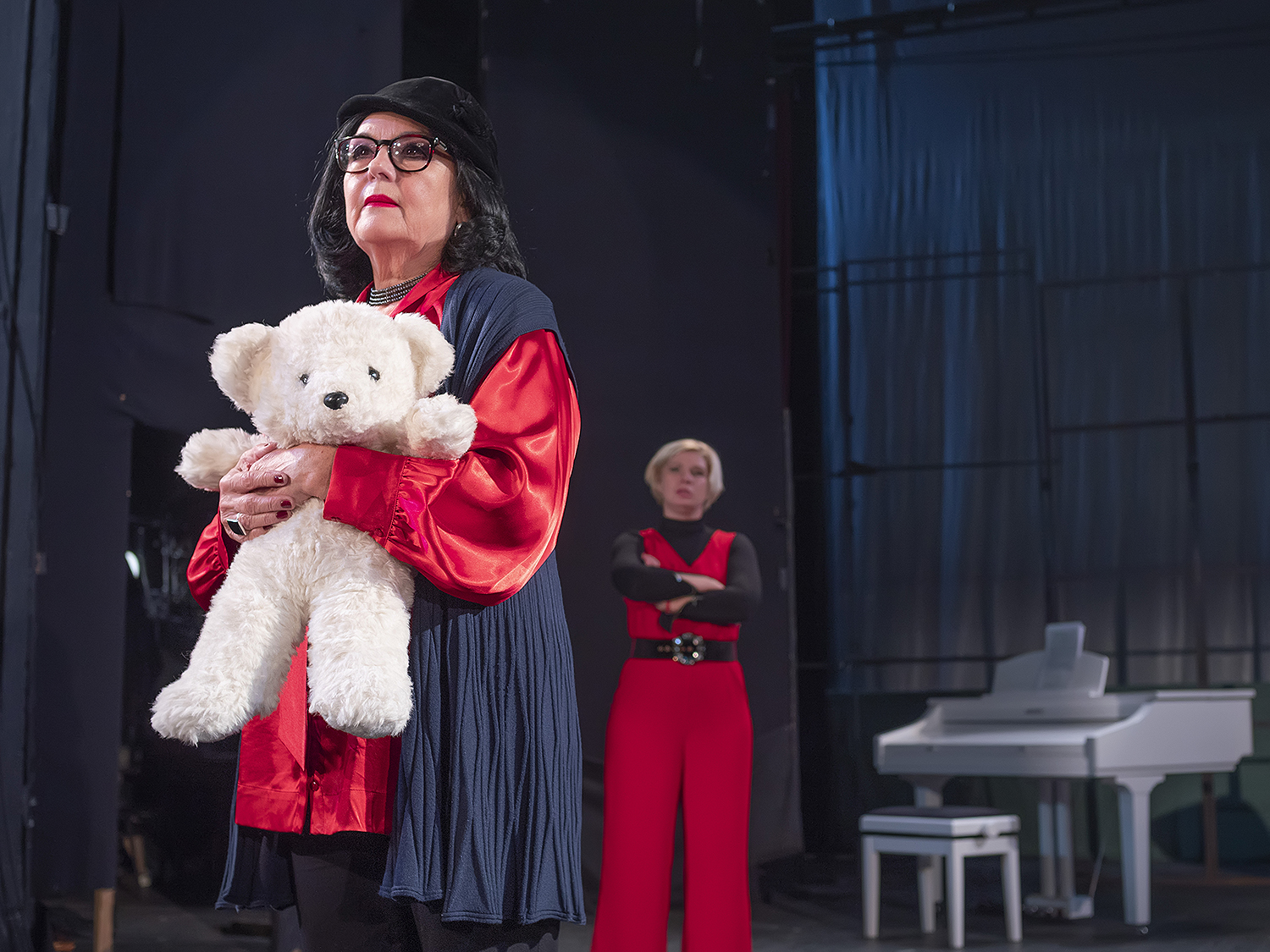 театр на литейном с новым счастьем