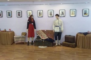 «Во всех ты, Душенька, нарядах хороша»