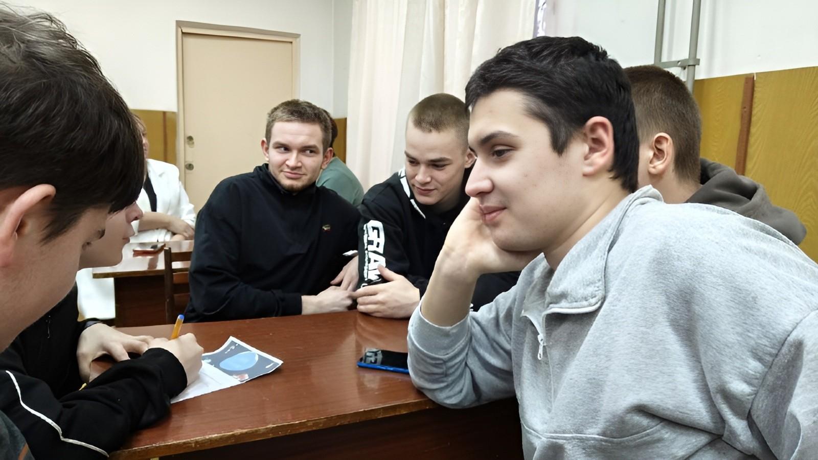 Интеллектуальная игра «Полет нормальный»