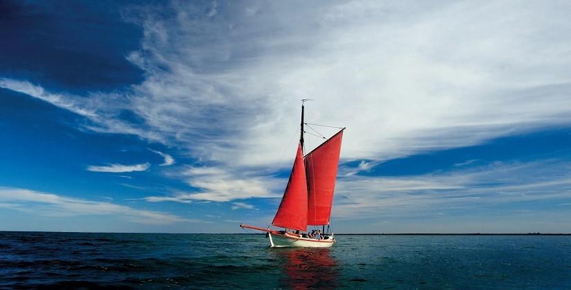 Литературный час «Паруса надежды, счастья и любви…»