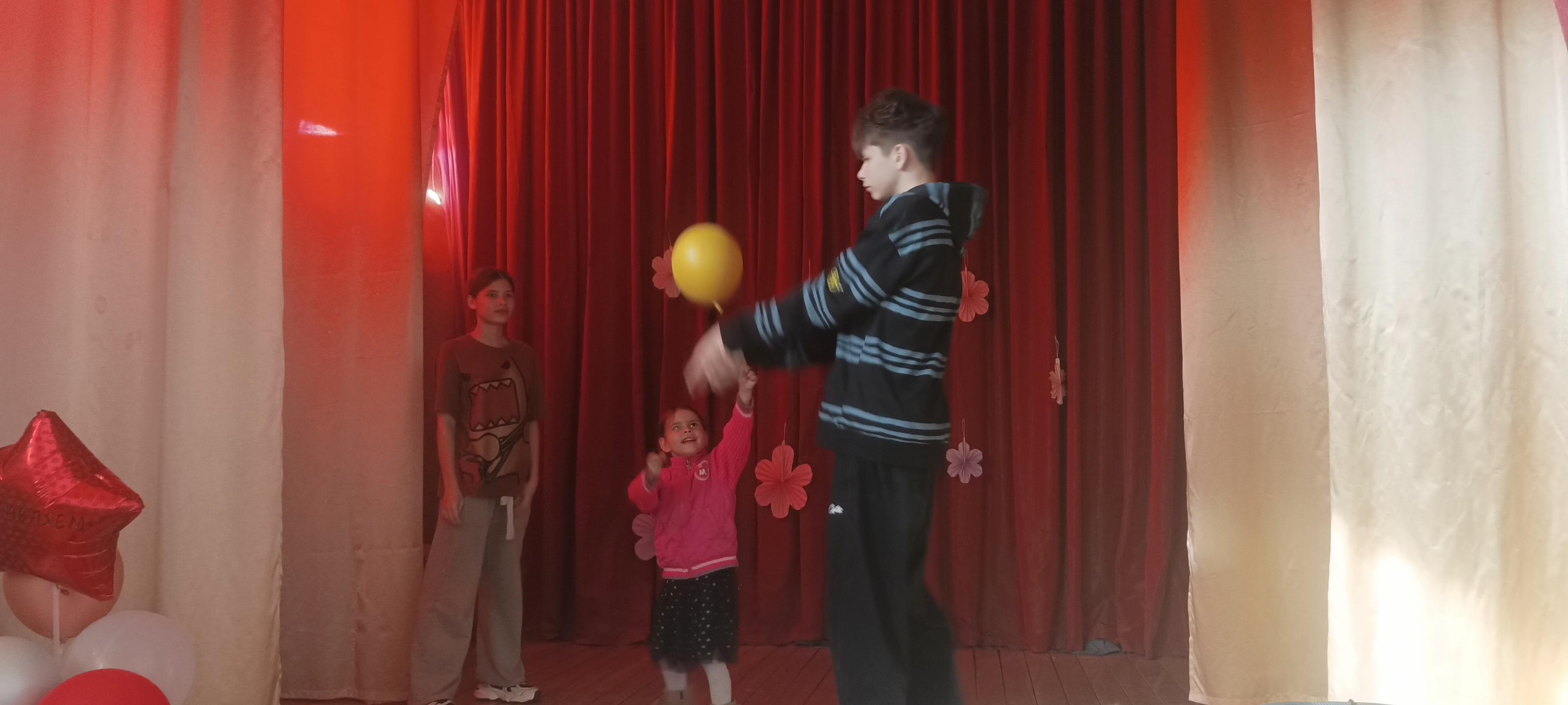 «Юный танцор»