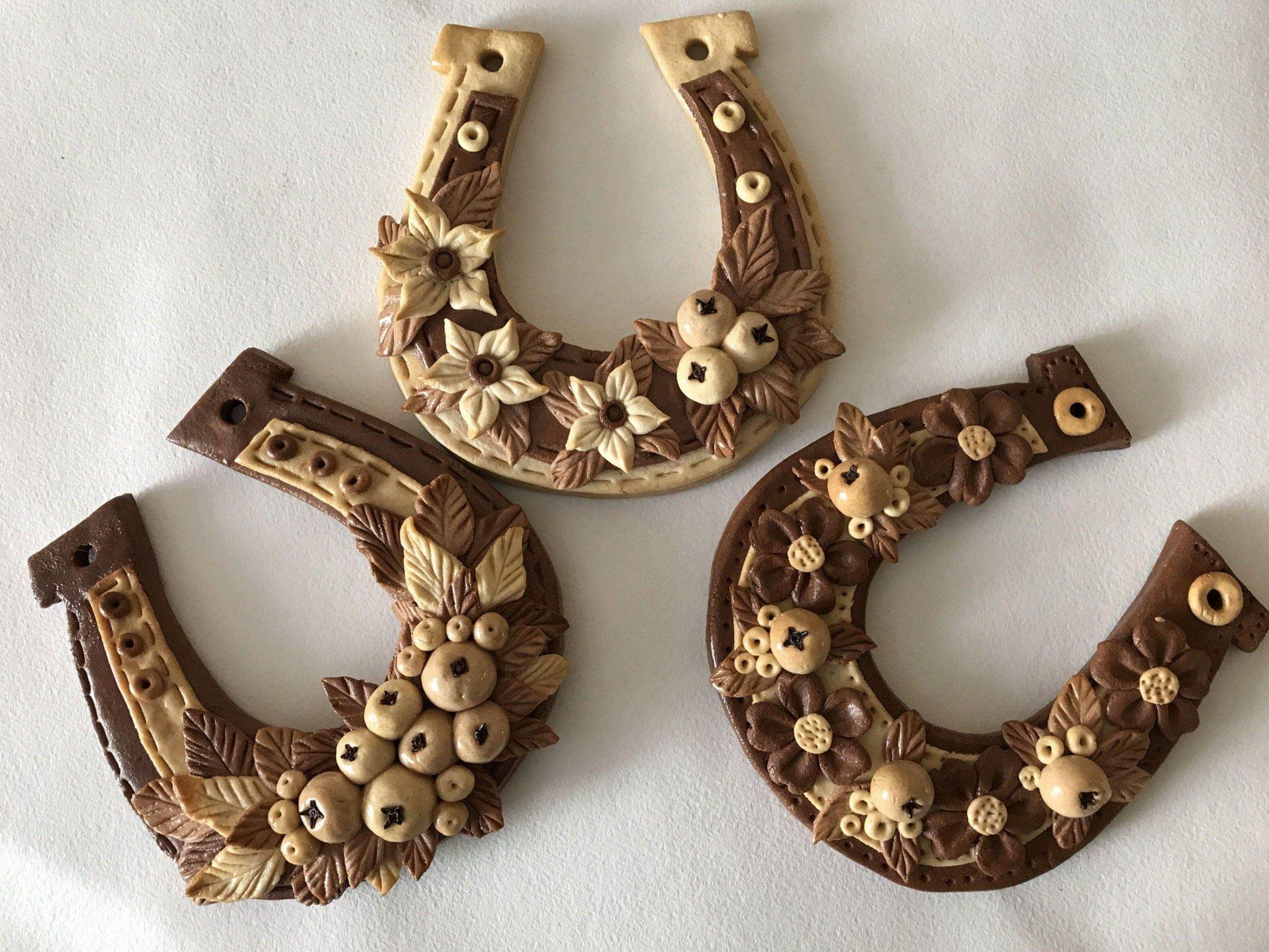 Мастер-класс по лепке из соленного теста «Подкова удачи»