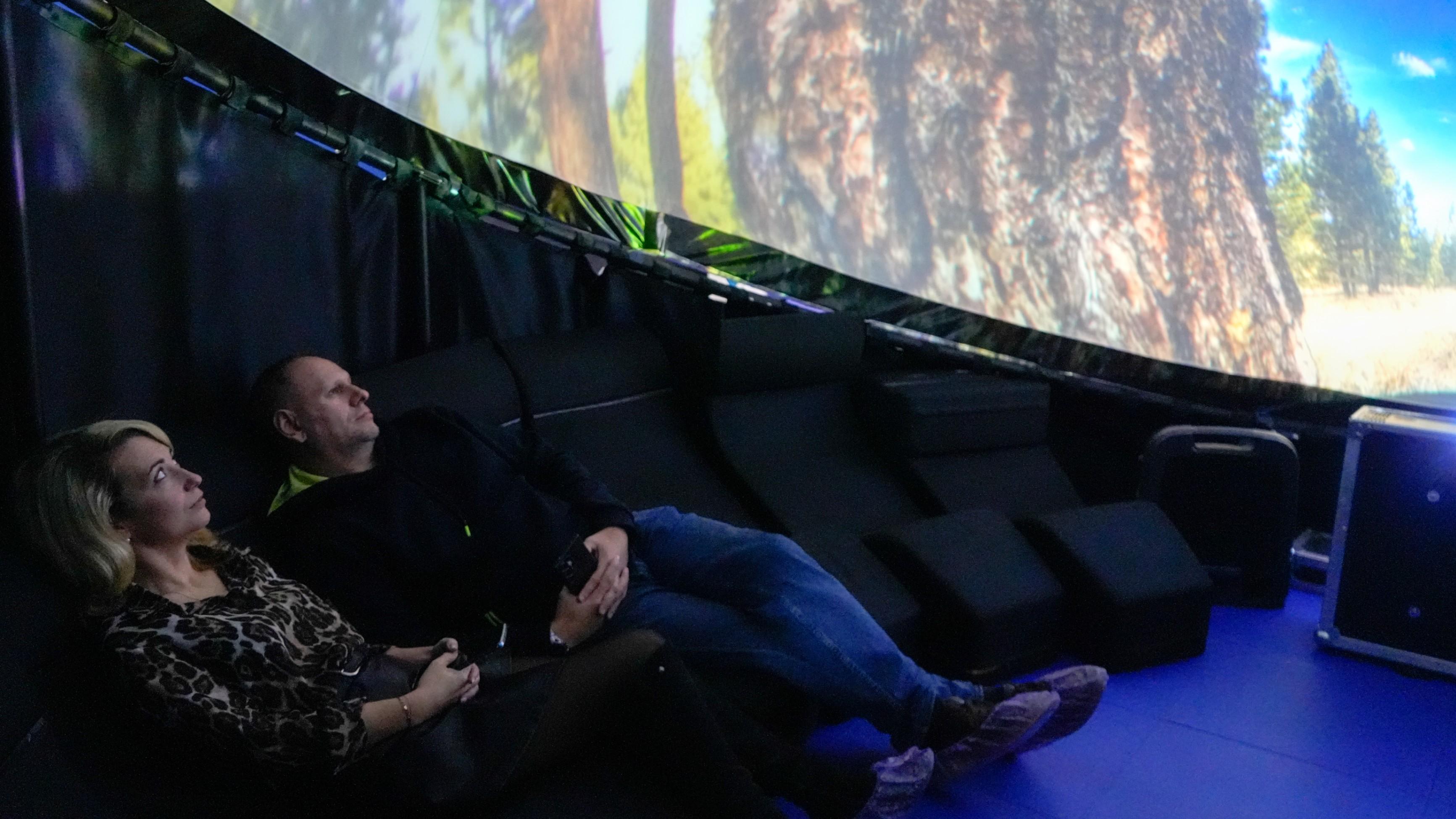 Познавательная программа «Призрак Вселенной»