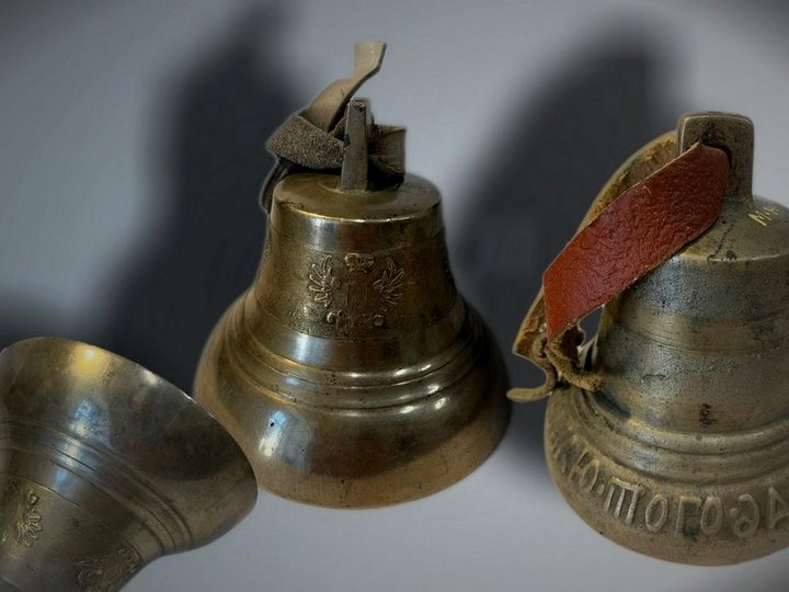 Выставка «Коллекция колокольчиков из собрания Муромского музея»