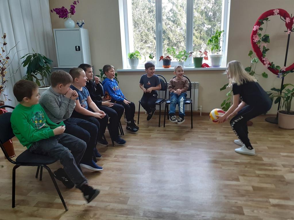 Игровая программа «Мой весёлый звонкий мяч»