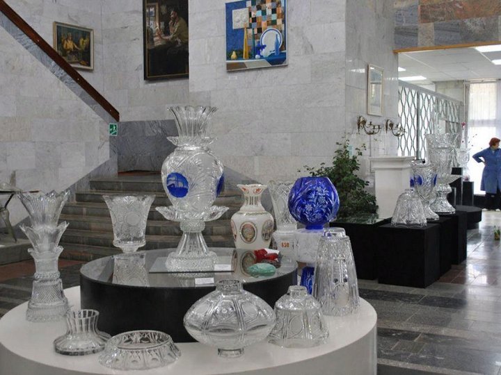 Выставка «Традиции стеклоделия на Никольских заводах»
