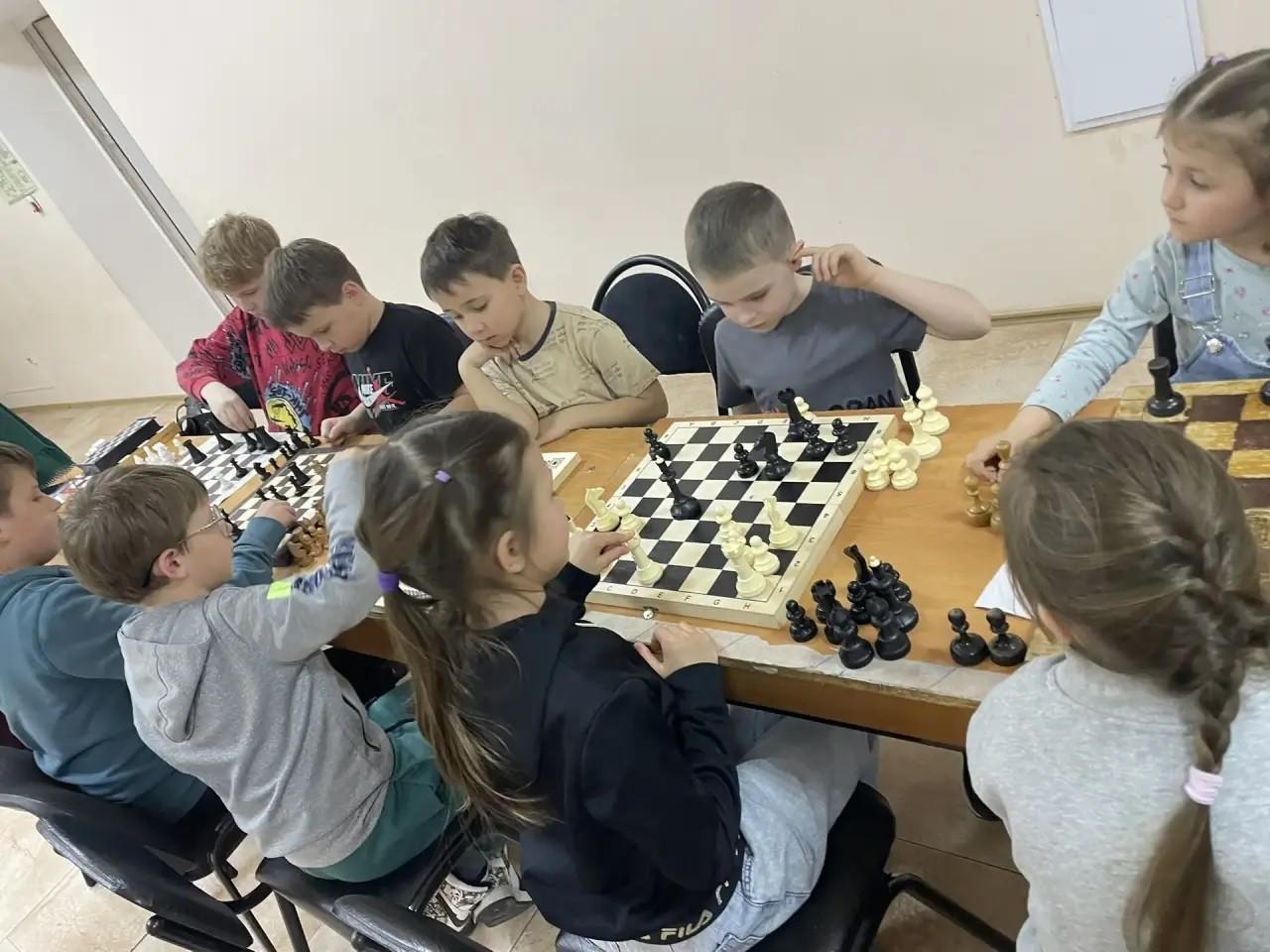 Познавательная программа «Люди и фигуры»