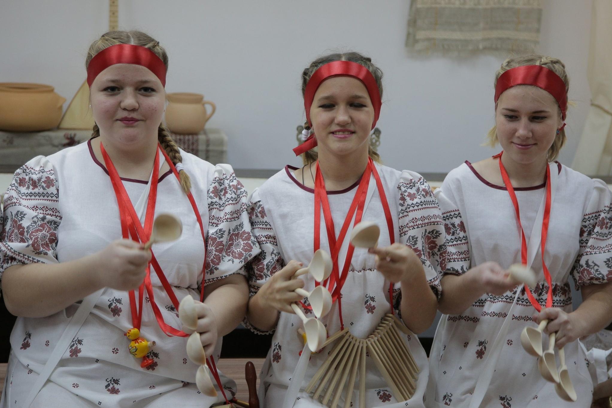 Мастер-класс «Ложкари задорные»