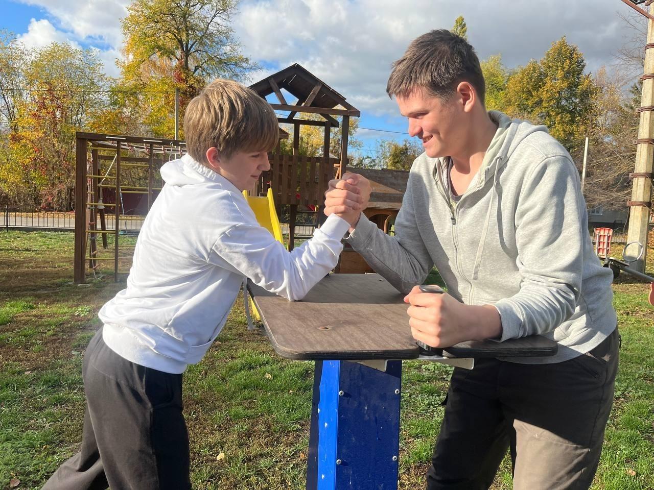 Развлекательно-игровая программа «Пришли каникулы - ура!»