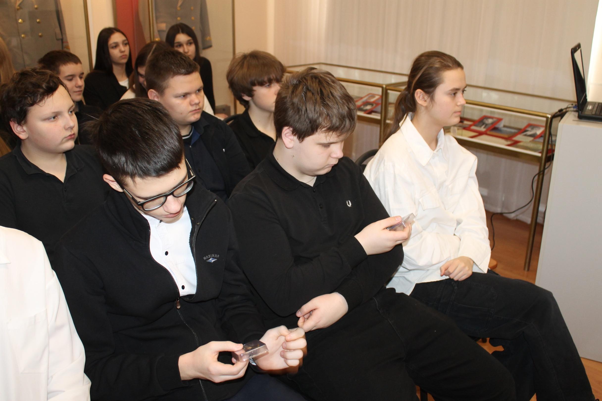 Устный журнал «Книга - друг и наставник»