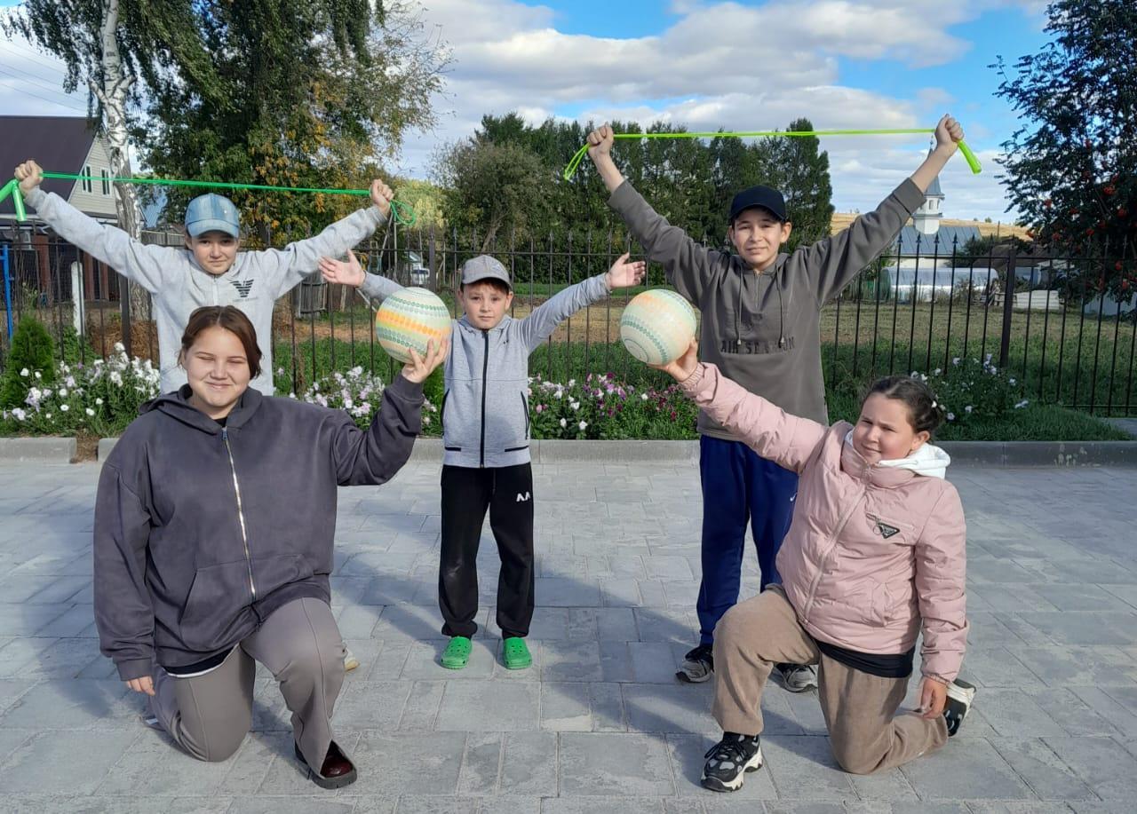 «В душе-весна» Игры на свежем воздухе в честь Дня Весны и Труда