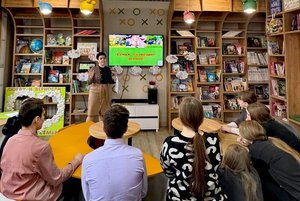 Программа «Леди смеются громче: женская лига»