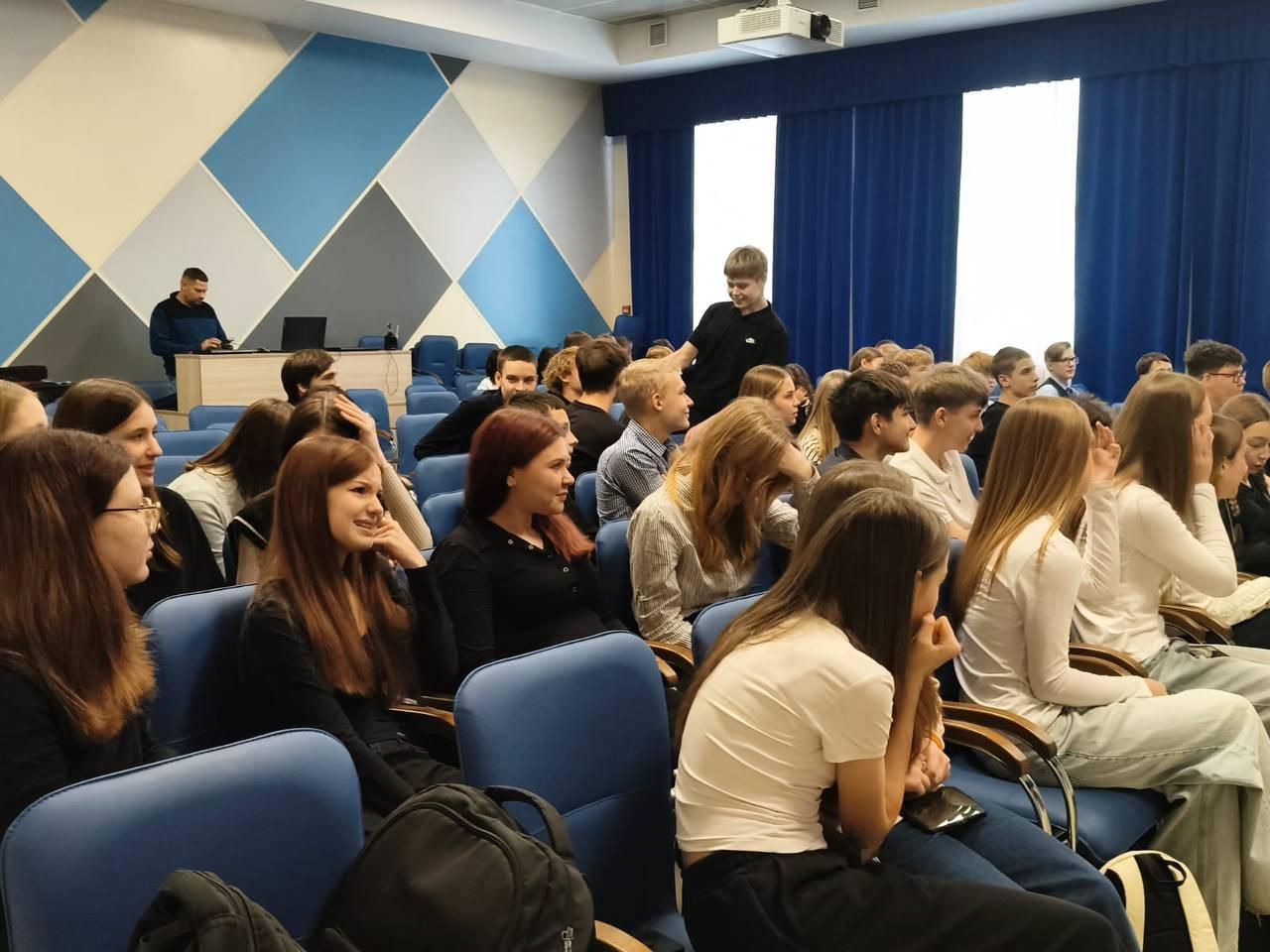 Интерактивная познавательная программа «В объективе времени: история кино»