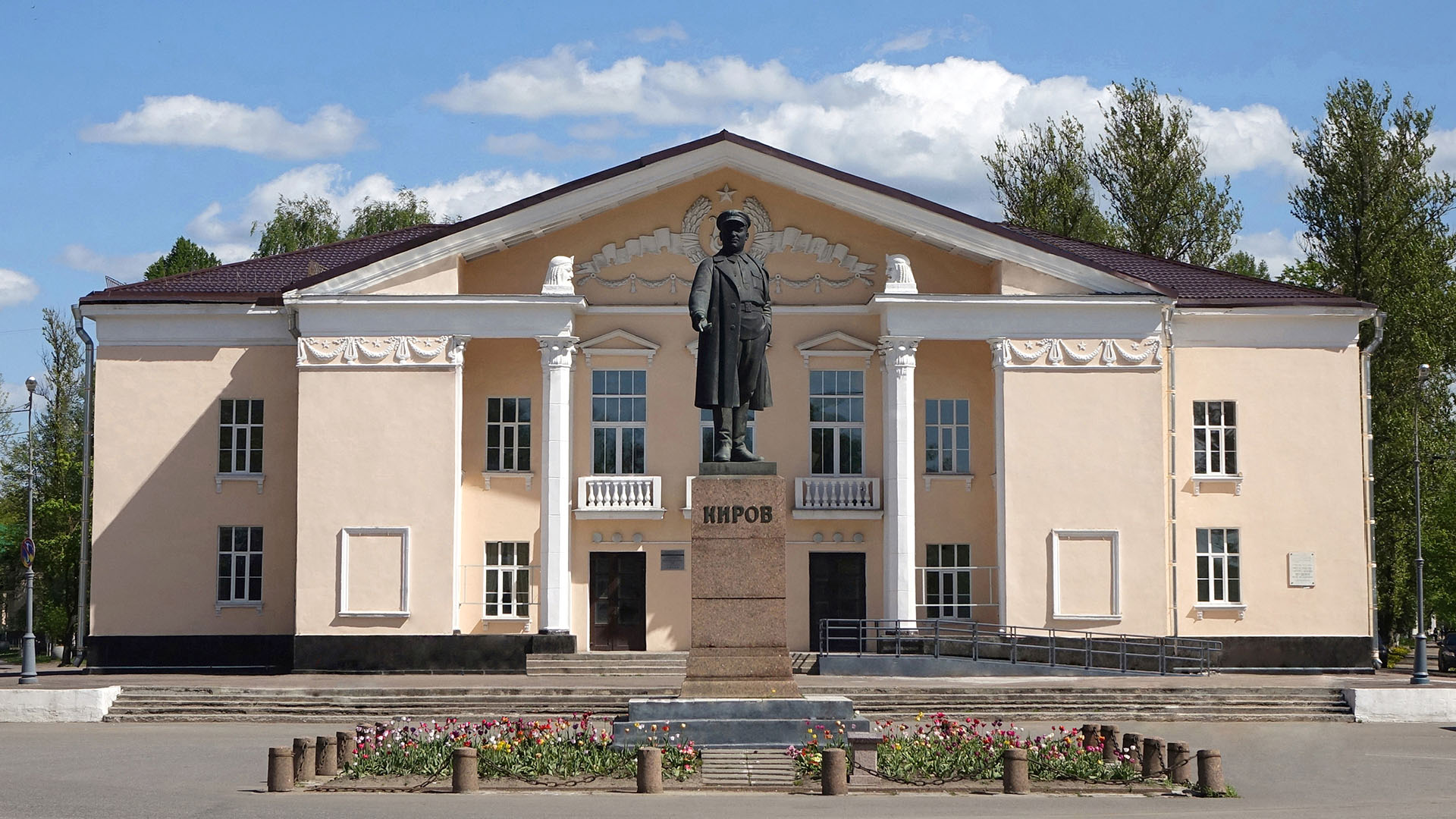 МБУК дворец культуры города Кировска