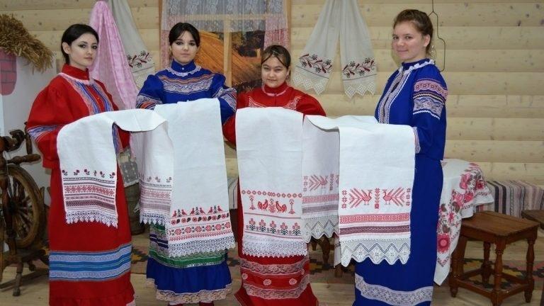 Выставка «Полотняная летопись»