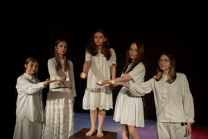 Спектакль «Между небом и землей»