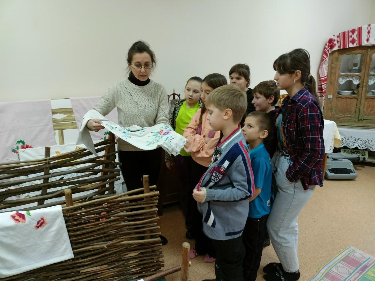 Посиделки «Русские узоры платка»