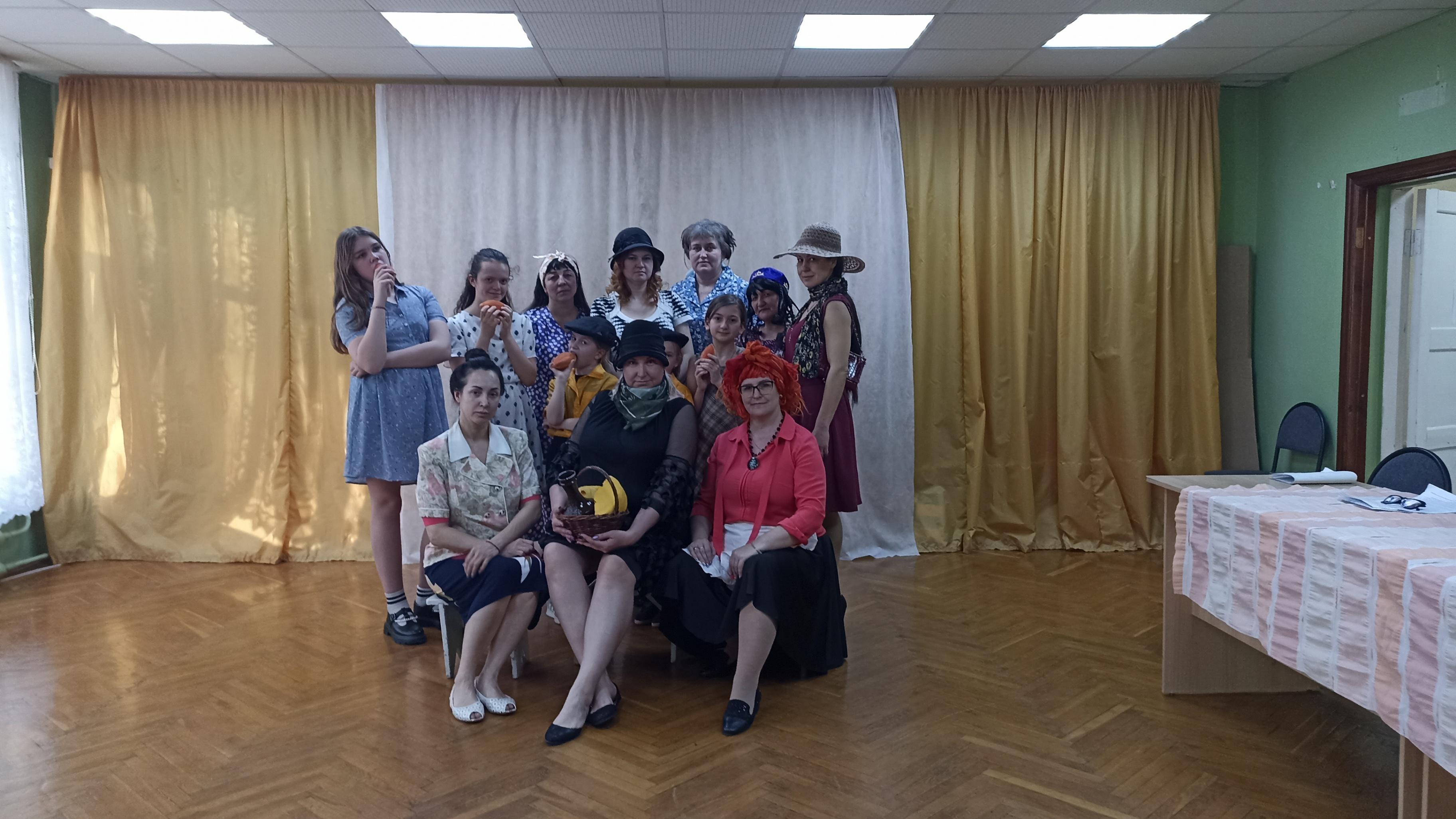 Спектакль «Жила-была женщина»