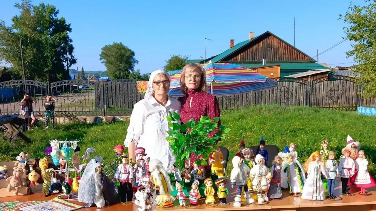 «Нас старость дома не застанет»