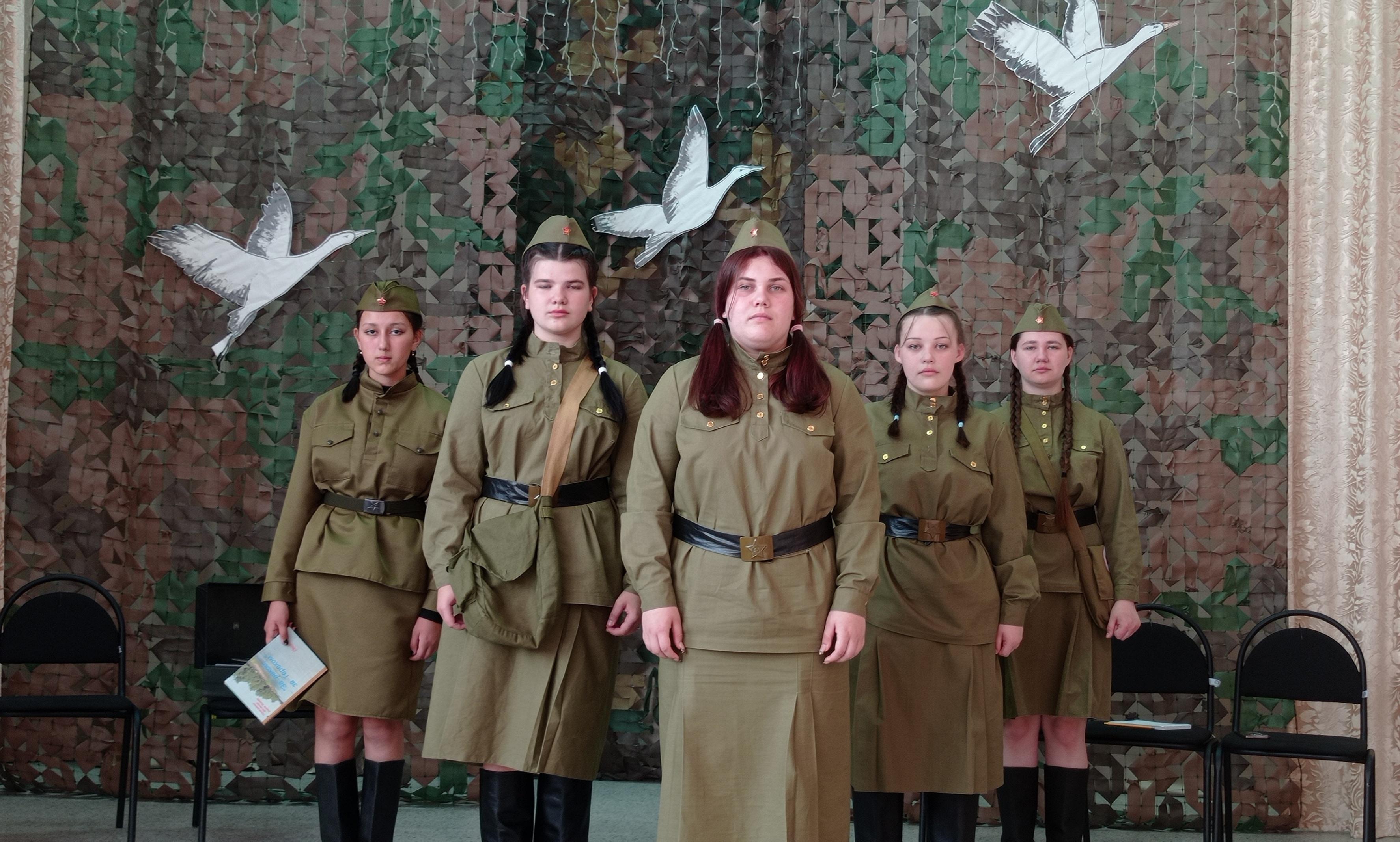 Литературно-музыкальная композиция «Живая память»