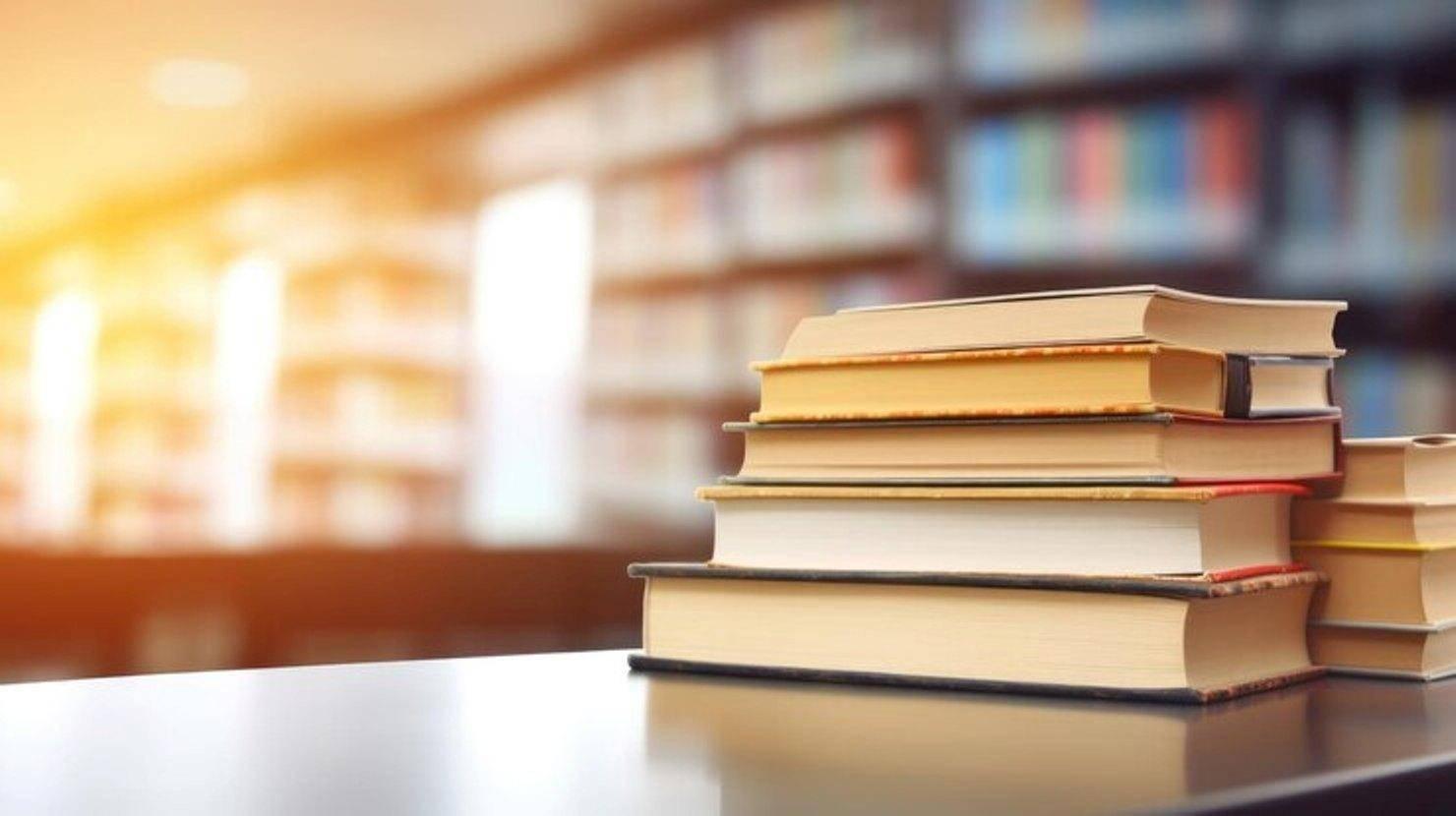 Книжная выставка – портрет «Сердце полное света»