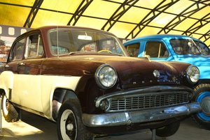 Выставка ретроавтомобилей в музее-заповеднике «Старина сибирская»