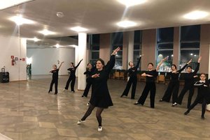 Мастер-класс «Живи танцуя»