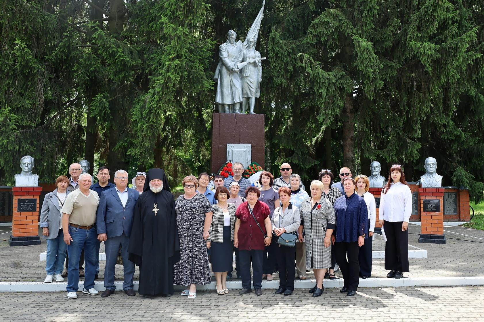 Митинг «Поклон и память поколений»
