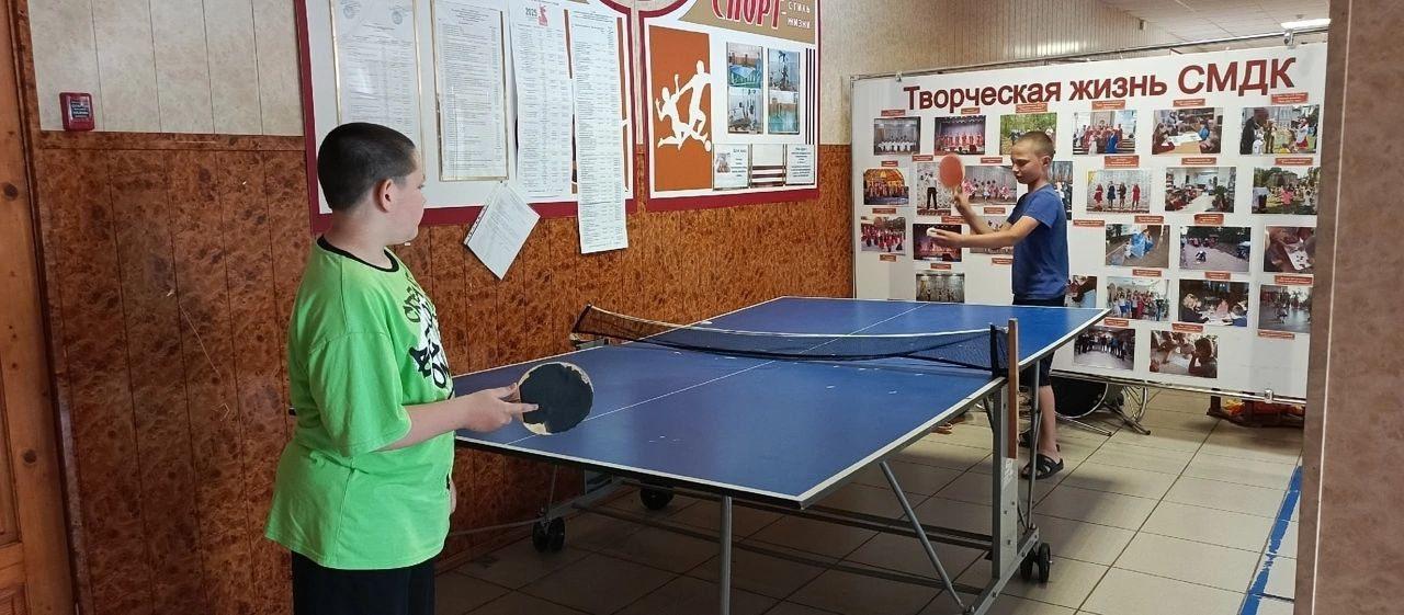 Турнир по настольному теннису «Ракетка: скорость и точность»