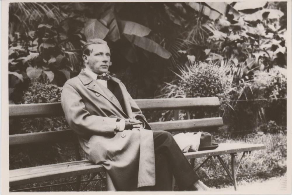 Поэтический час «Михаил Булгаков - вечно молодой классик»