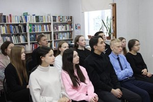 Познавательный час «Они были первыми»