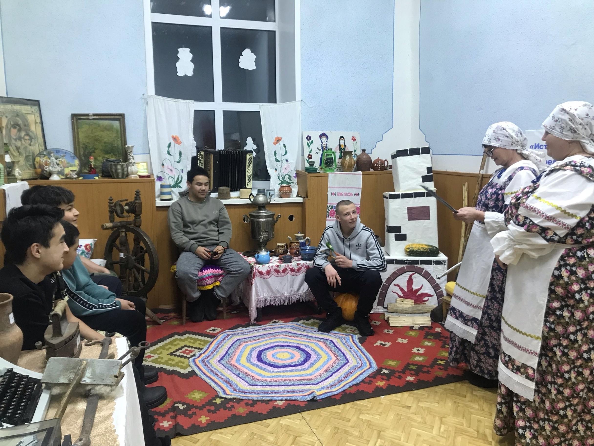 Познавательная программа «Игры у русской печи»