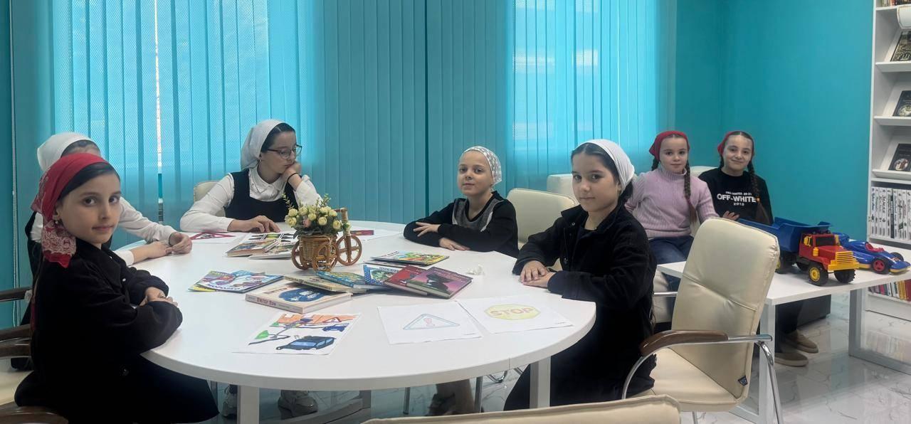 Информационный час «Внимание, дети! Весна без ДТП»