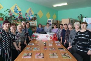 Литературно –музыкальные посиделки «С любовью к женщине»