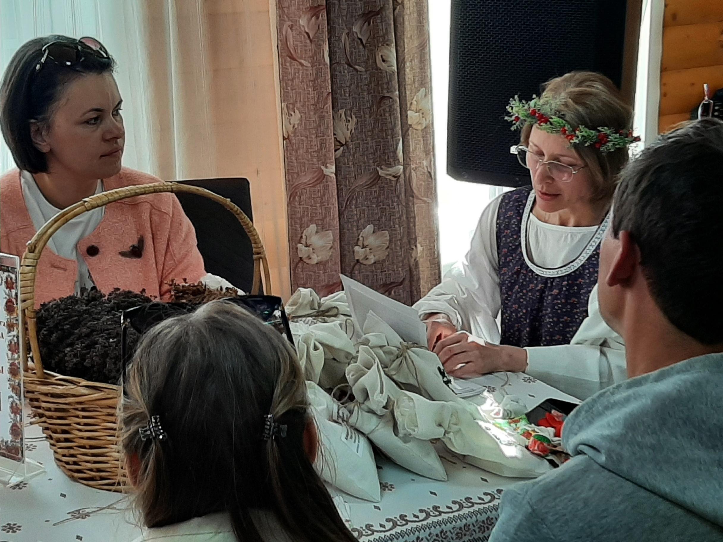 Уроки рукоделия «Волшебный сундучок бабки Аленки»