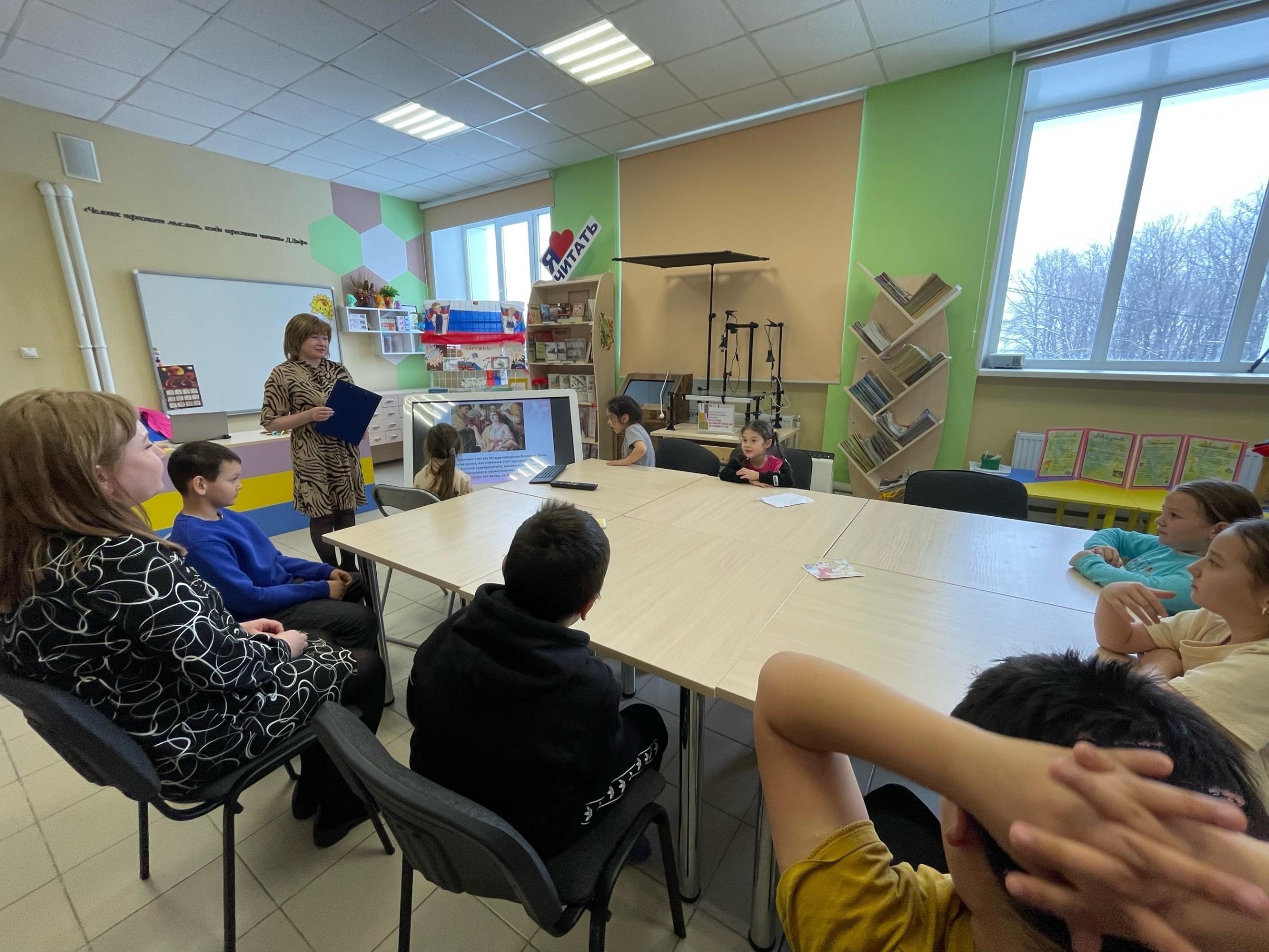 Игра «Литературные виражи»