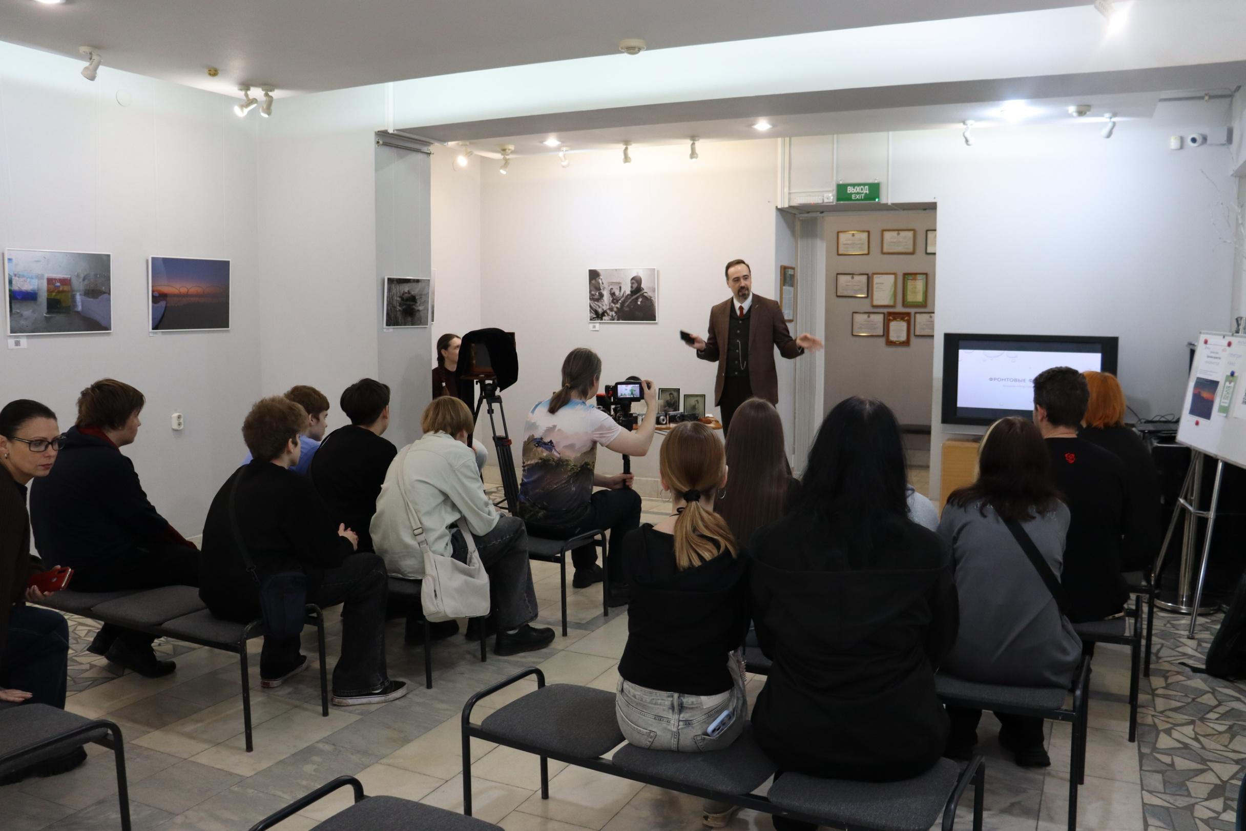 Лекторий в «Микуле»