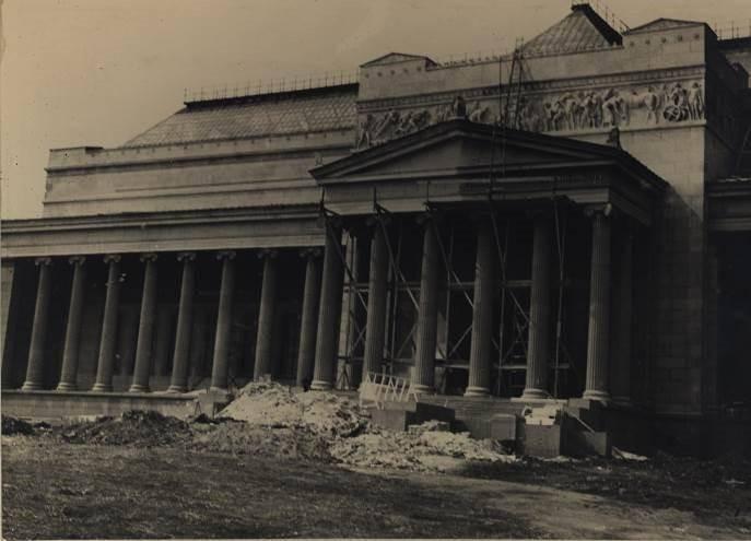 Экспозиция проекта «Светопись памяти. ГМИИ им. А. С. Пушкина в 1944–1945 гг.»