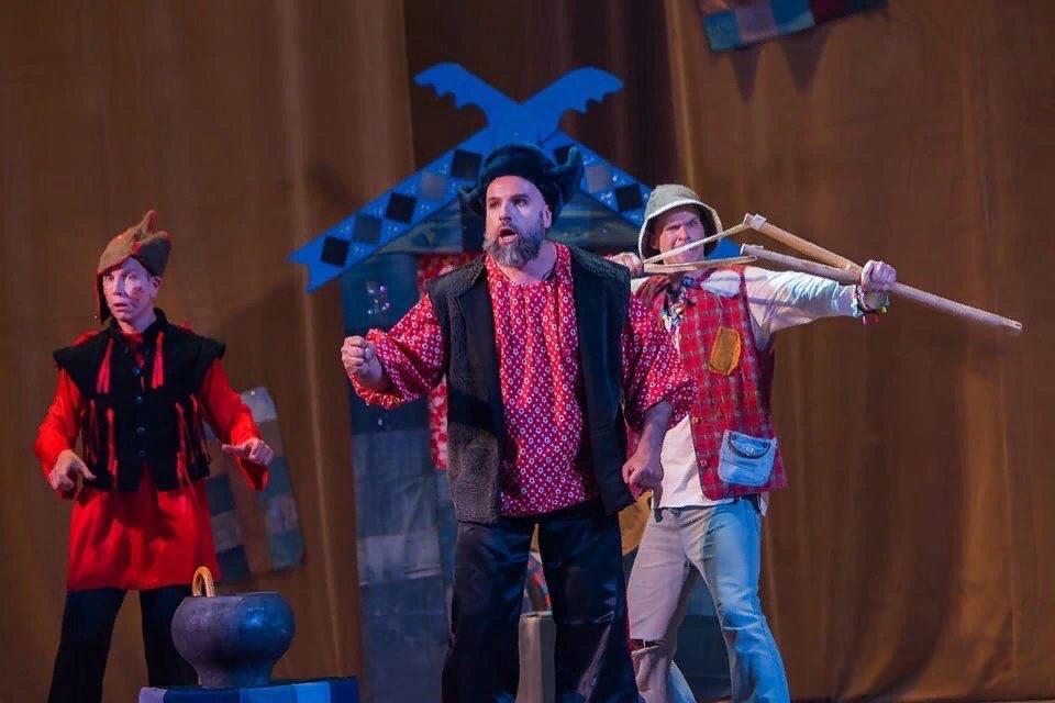 Спектакль «Приключения бродячих артистов»