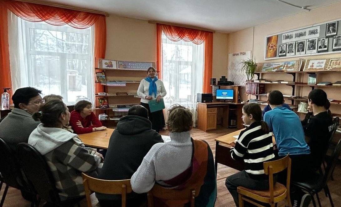Литературно-поэтический час «По праву разделенного страданья»